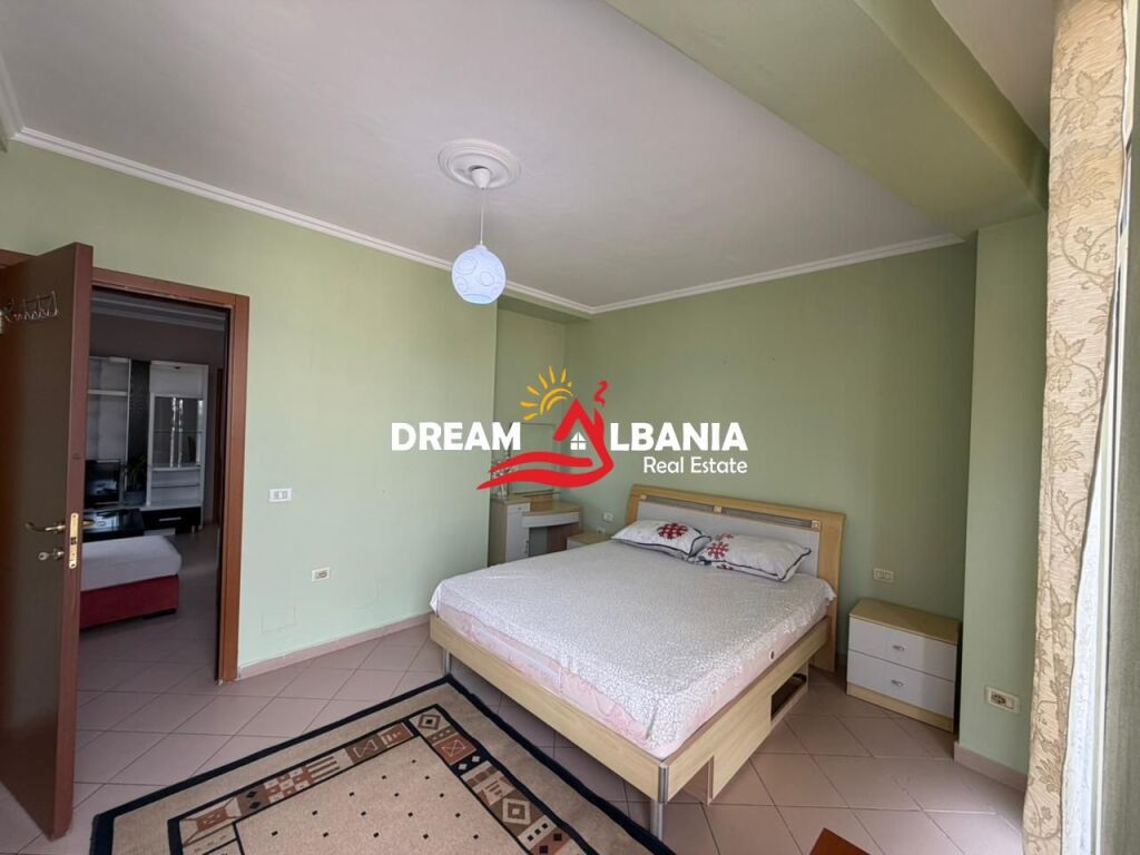 Jepet me qera apartament 1+1 ne Rrugen e Durresit prane Bllokut te Ambasadave (ID 4211047)