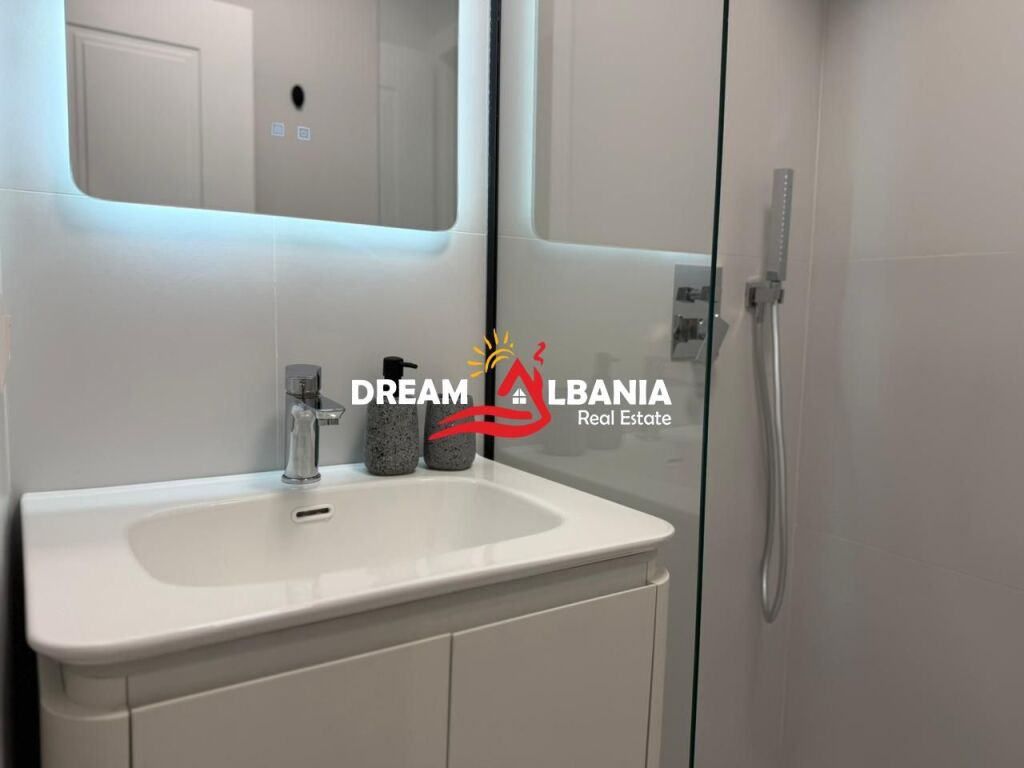 Vendesi 2 appartamenti 1+1 a 21 Dhjetori, via Kavaja (ID 41212194)