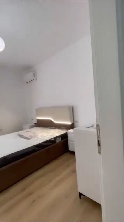 Apartament me qera 2+1+parking