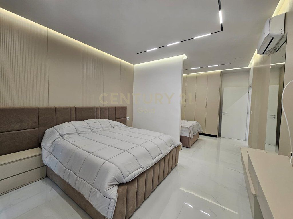 FOR RENT APARTMENT 1+1+ PARKING SPACE!