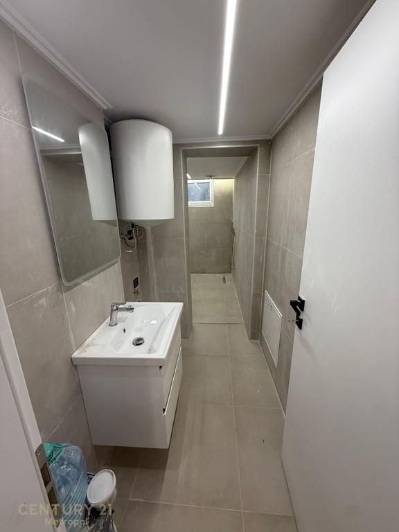 COMMERCIAL SPACE FOR RENT, BLOK!