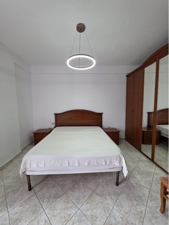 Qera, Apartament 3+1+2, Rruga Siri Kodra, Tirane
