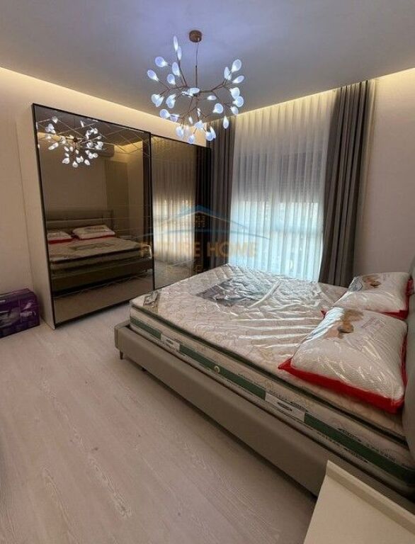 Qera, Apartament 1+1+Post parkimi, Rruga Odhise Paskali, Tiranë.