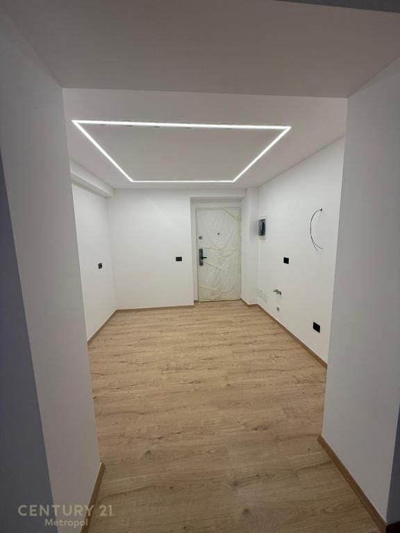 COMMERCIAL SPACE FOR RENT, BLOK!