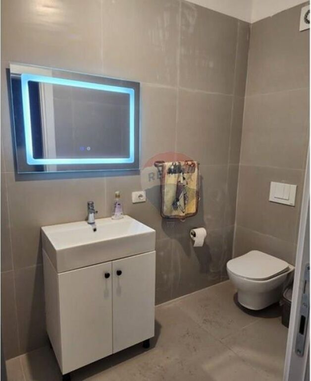 Appartamento - In Affitto - Univers City, Tirana