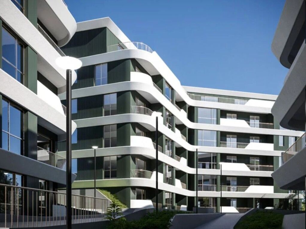 Apartment 2+1 for sale in a complex under construction near the Dry Lake
