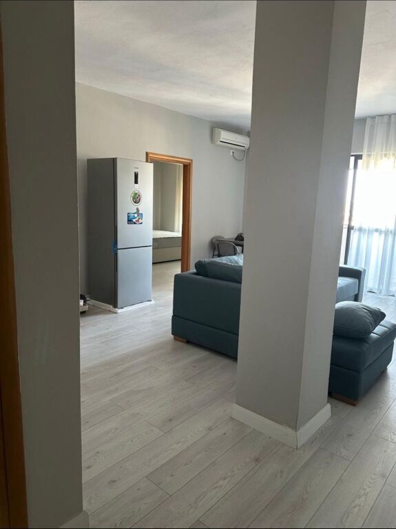Maternità Nuova 2+1Affittasi (Brryli)