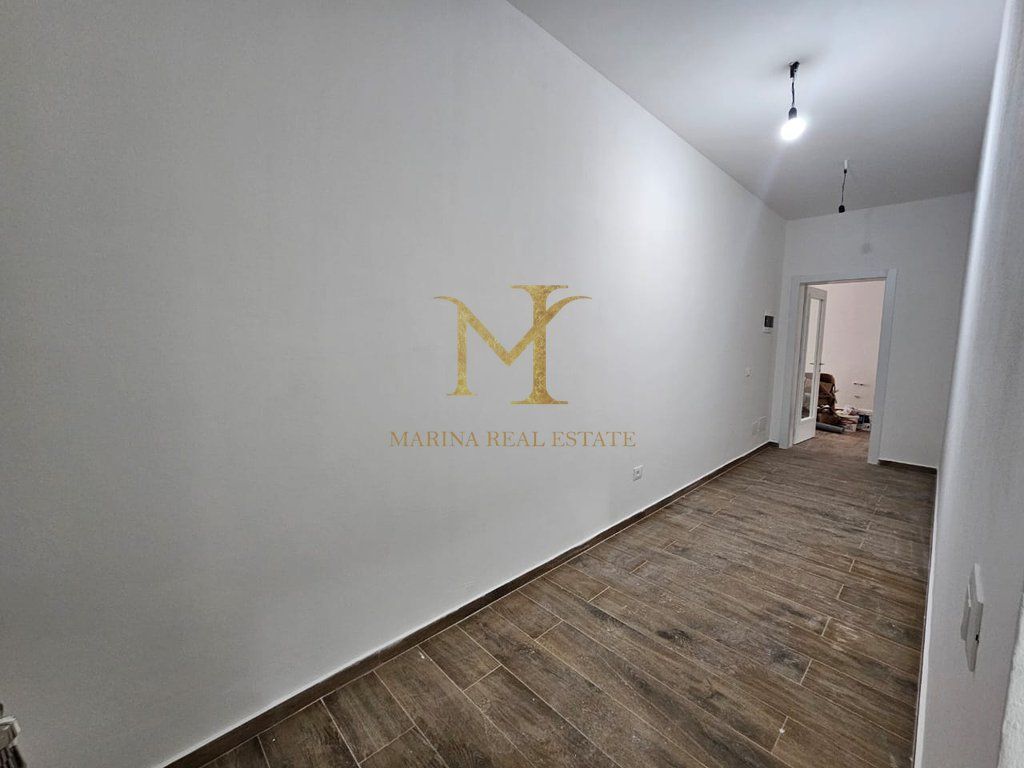 IN VENDITA APPARTAMENTO 1+1+ CORTILE PRESSO OSPEDALE REGIONALE DURRES!