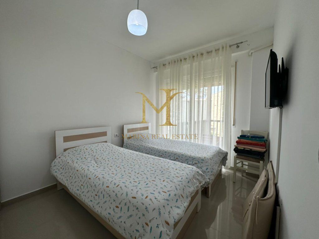APARTMENT 2+1 FOR SALE LURA 3 GJIRI LALZIT!
