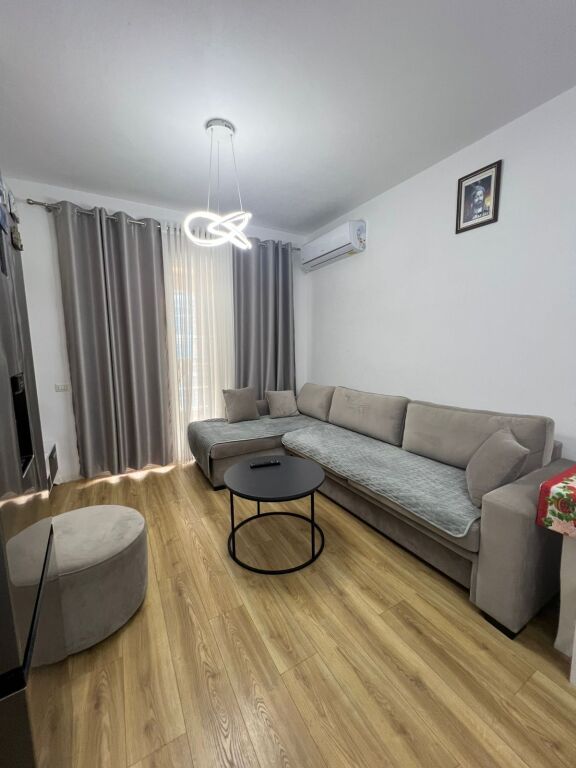Apartament per qera 1+1