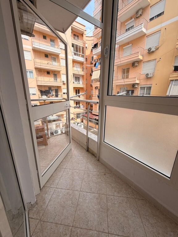 Appartamento 1+1 in affitto – vicino al Palazzo dello Sport