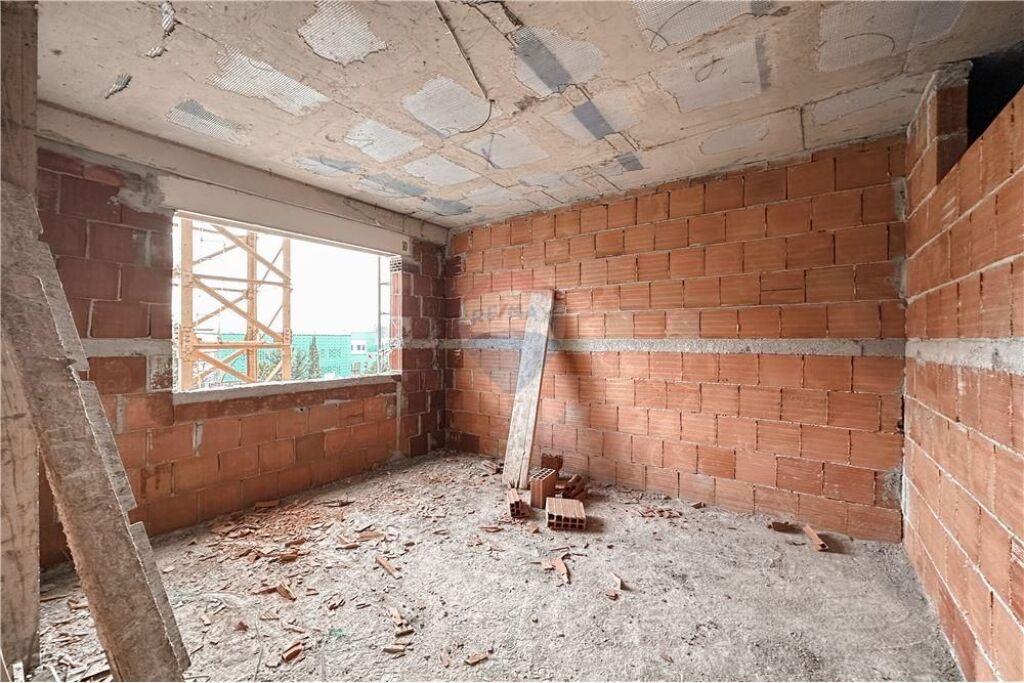 Apartment - For Sale - Institute, Kamëz