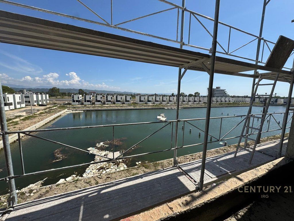 APARTAMENT 2+1+2 ME PAMJE NGA MARINA TE TURQUOISE MARINA!