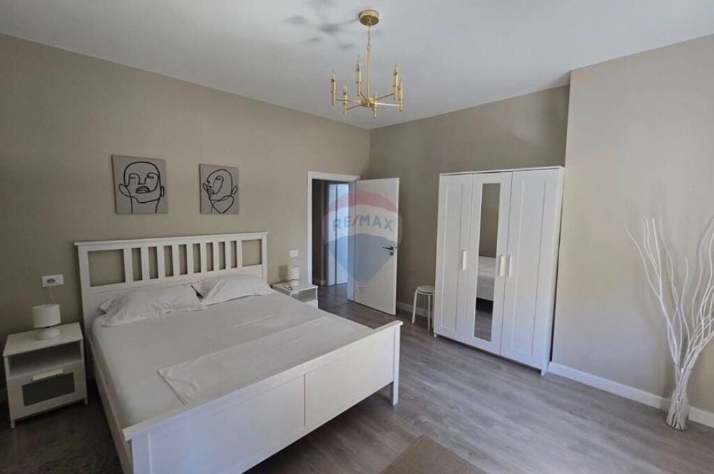 Apartament - Për Qira - Rruga e Barrikadave, Tiranë ID: 530411001-1157