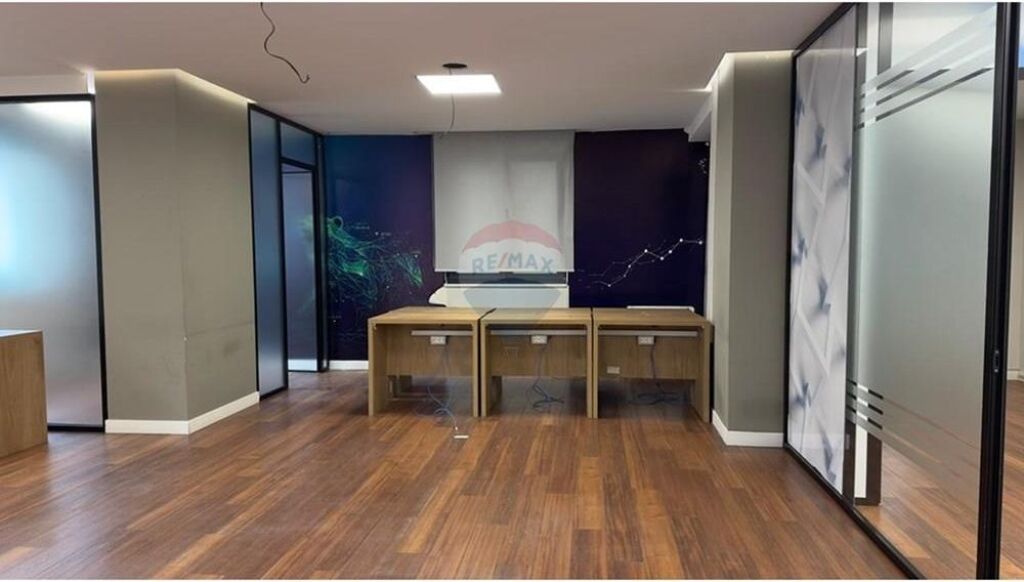 Office - For Rent - Shallvaret, Tirana