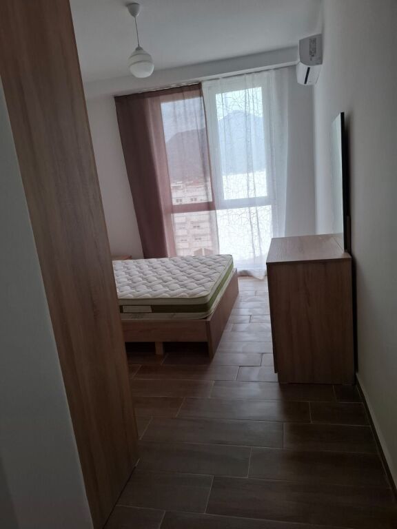 Affittasi appartamento 2+1, via 5 Maj, vicino ai palazzi del Comune