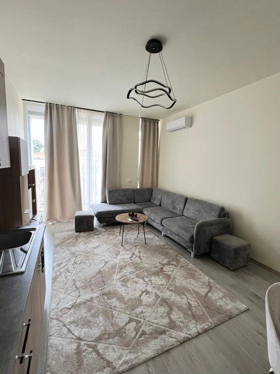 RRUGA RIZA CEROVA, SHESIM APARTAMENT 1+1+POST PARKIMI