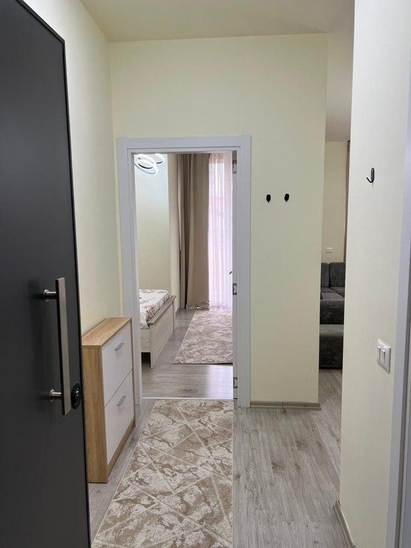 RRUGA RIZA CEROVA, SHESIM APARTAMENT 1+1+POST PARKIMI