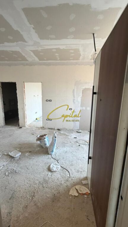 SHITET APARTAMENT 1+1 RRUGA E KAVAJES 105.000 EURO