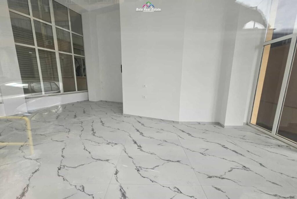 Shop For Rent At New Bazaar ( ID BD21844) Tirana