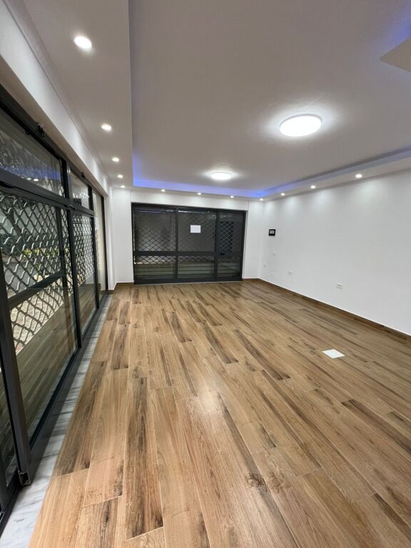 Business premises for rent