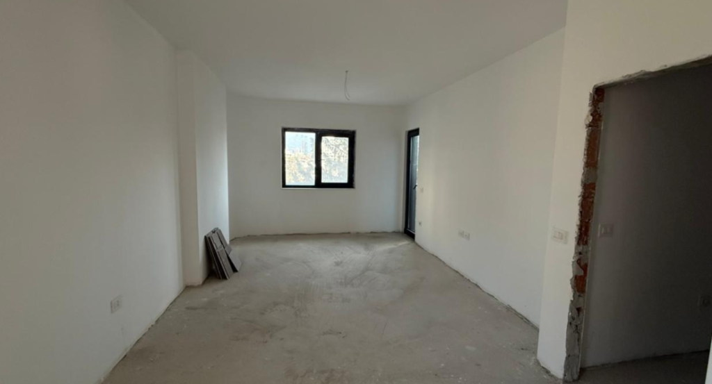 🏡 Shitet Apartament 1+1 – Corner Residence, Rruga e Kavajës