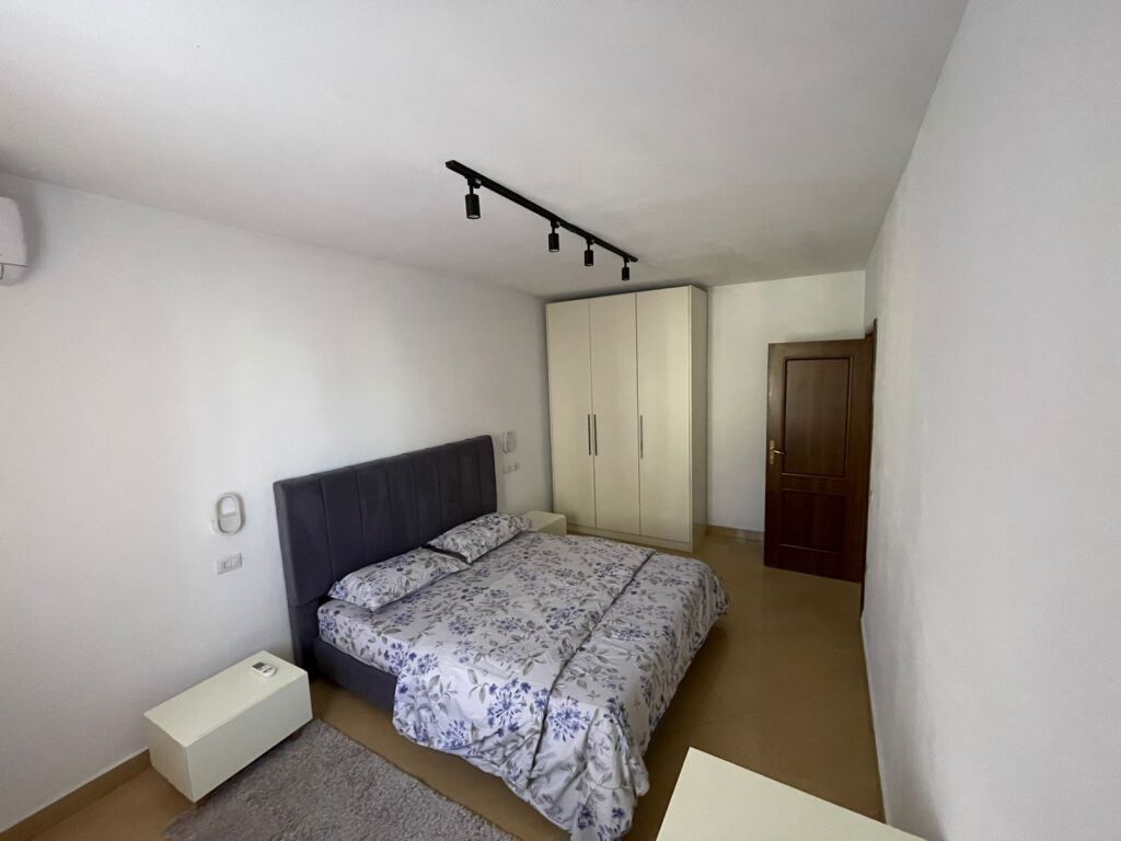 Appartamento 2+1 in affitto in Centro, Viale Zogu I