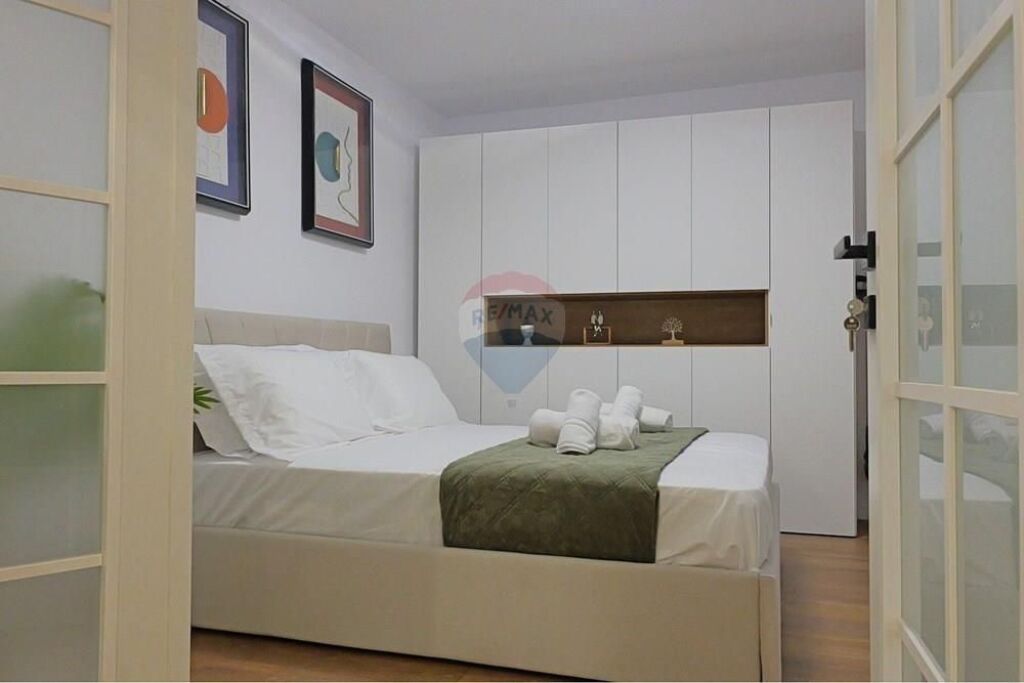 Apartment - For Rent - Artistic Lyceum, Tirana