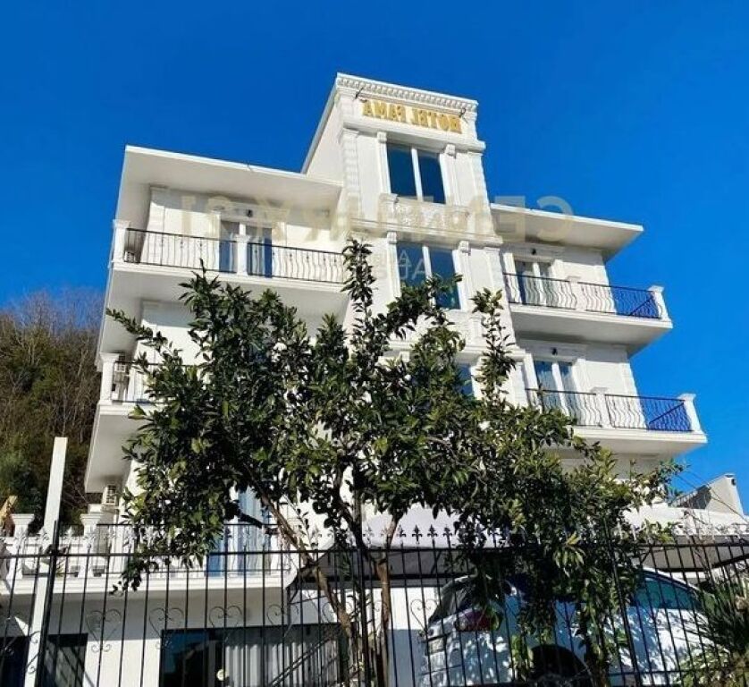 Hotel in affitto a Shkembi i Kavajes
