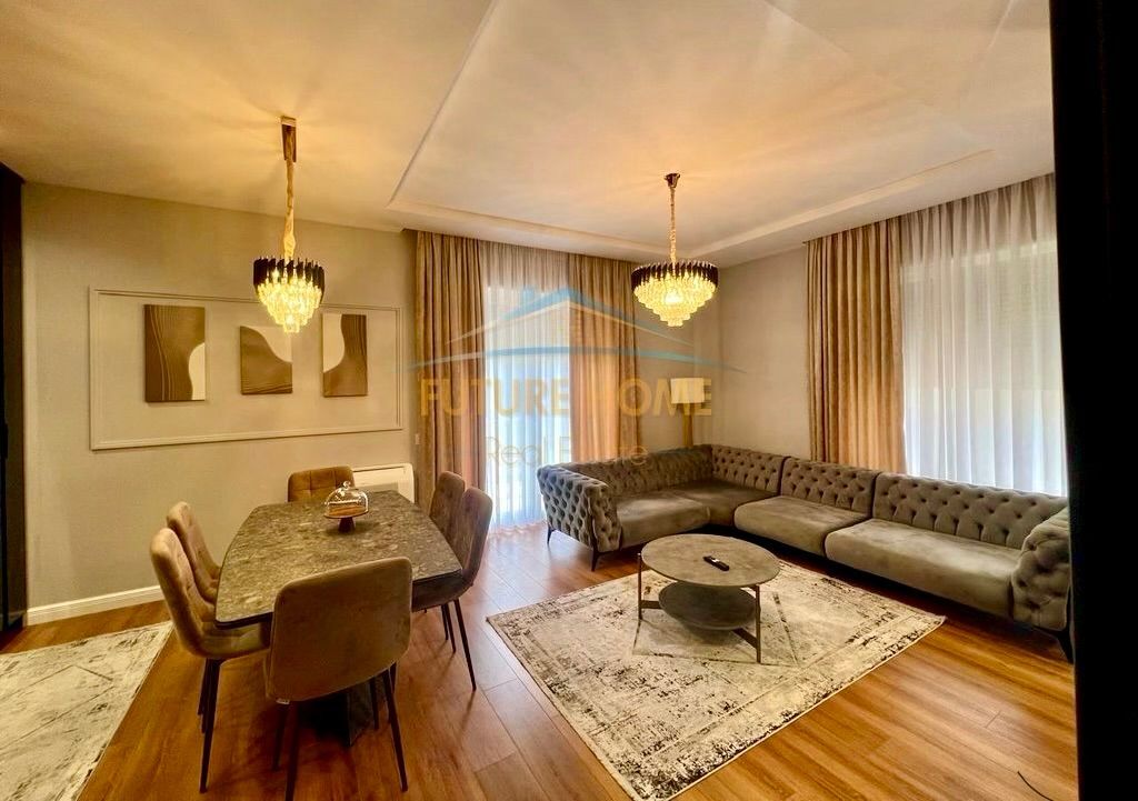 🏡 Lusso e tranquillità a "Secret Garden Residence" – 2+1+2 in vendita! ✨