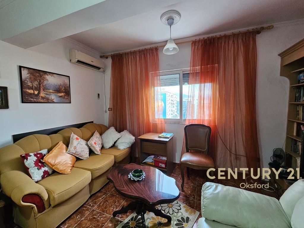 SHITET APARTAMENT 2+1 RRUGA DRITAN HOXHA 158,000 € Sip. Totale  97m2