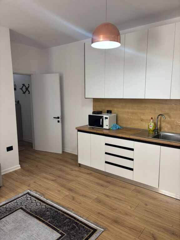 Apartament 1+1 per qera rruga ndre mjeda
