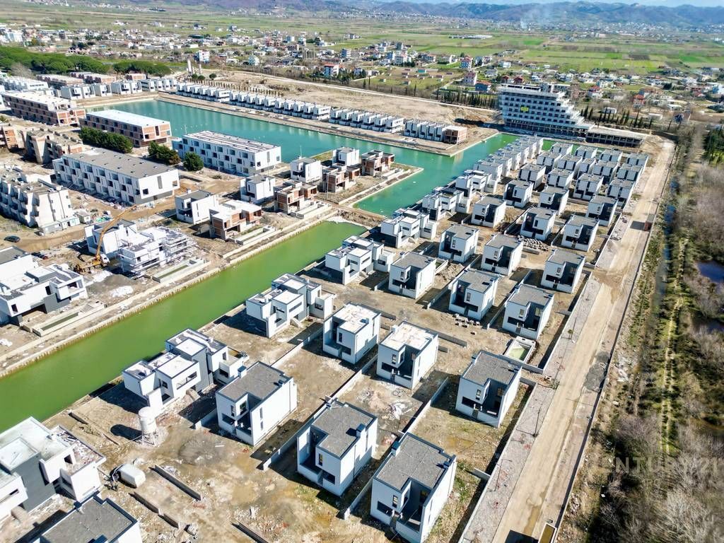 APARTAMENT 2+1+2 ME PAMJE NGA MARINA TE TURQUOISE MARINA!