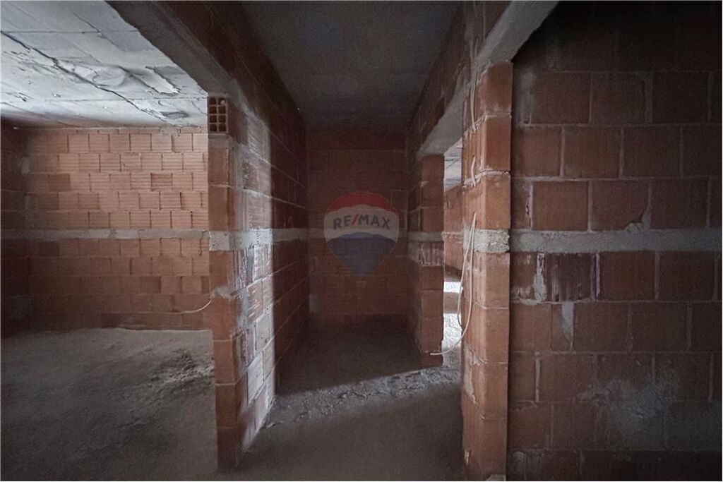 Apartment - For Sale - Institute, Kamëz