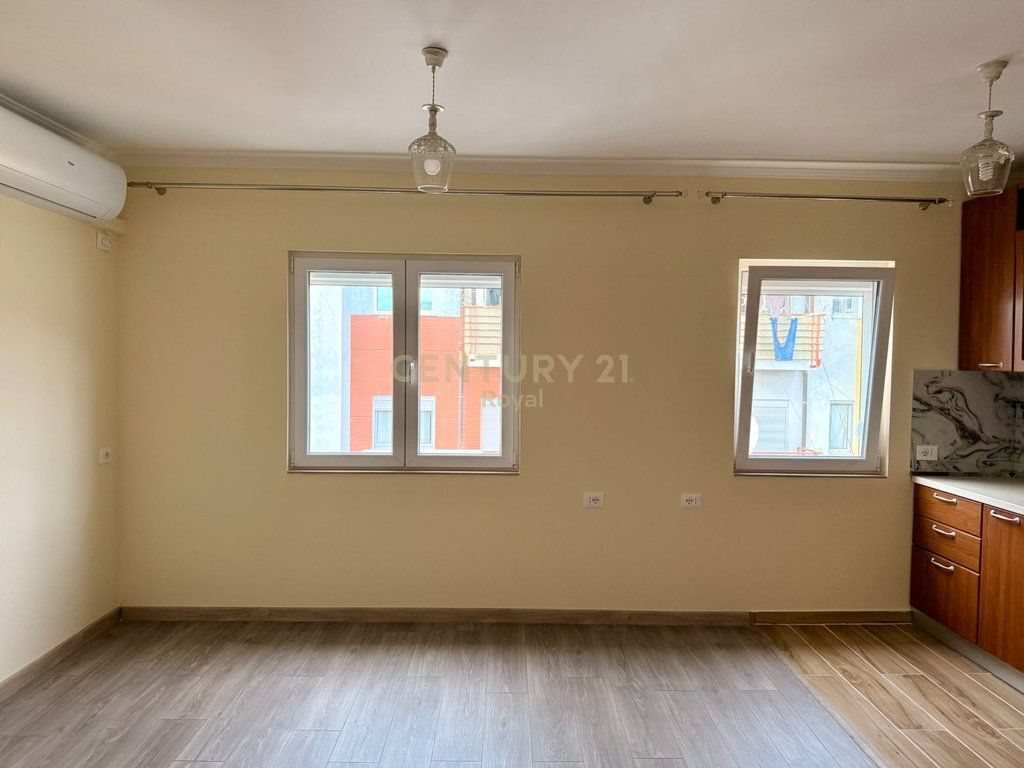 Apartament 2+1 për shitje në Allias, përballë Komisariatit nr 4, Tiranë - 105,000€ | 75.7 m² 105,000 € Sip. Totale  76m2