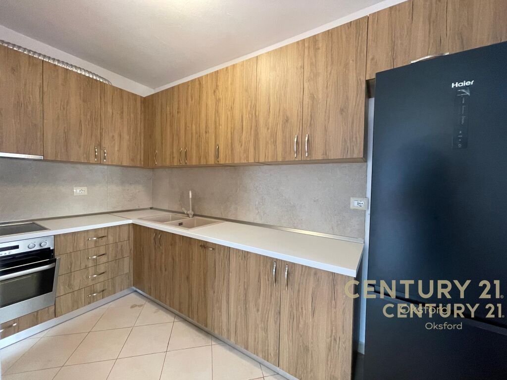 JEPET ME QIRA APARTAMENT 2+1+2 TE LIQENI THATE