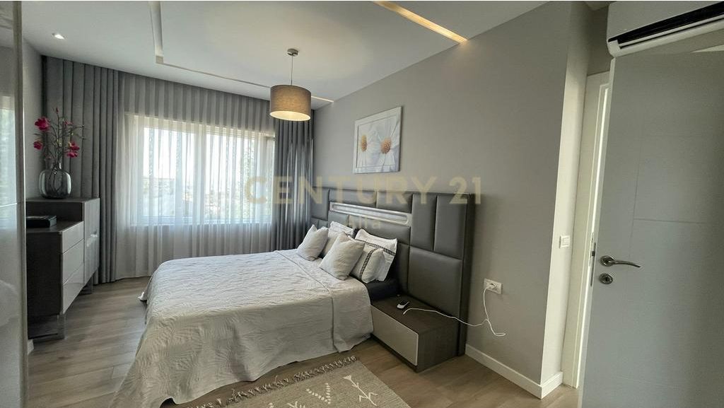 Affitto Villa Premium con Piscina – Residenza Kodra e Diellit 2, Tirana