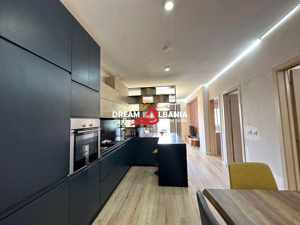 Apartament 2+1 me qera ne Fresk prane Restorant Qesarakes ne Tirane (ID 42214955)