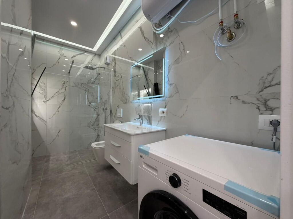 Apartament 1+1+Parking per qira tek Zogu i Zi.