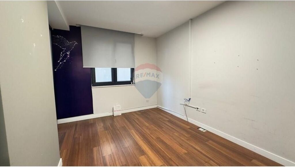 Office - For Rent - Shallvaret, Tirana