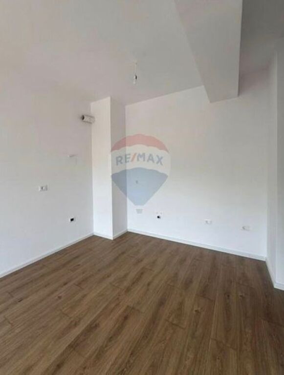 Apartament - Për Shitje - Kompleksi Mangalem, Tiranë ID: 530181004-969