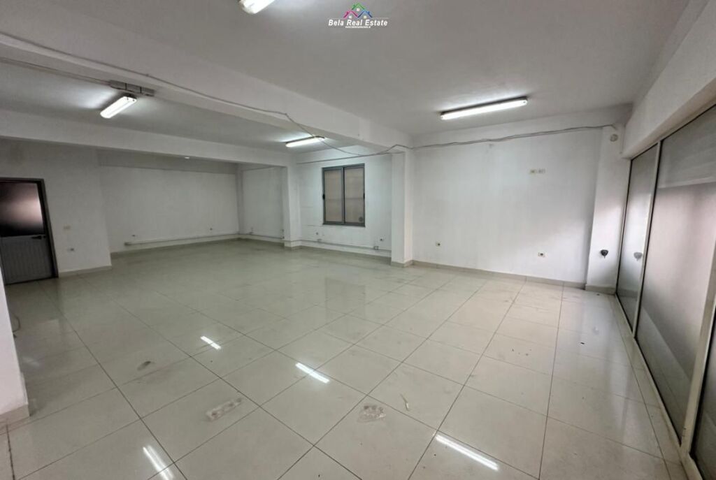 Negozio In Affitto A Don Bosko ( ID BD21845) Tirana