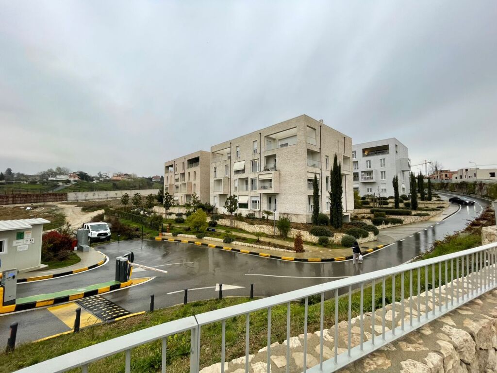 Apartament 2+1 per qira tek Park Life Residence tek Liqeni i Thate.