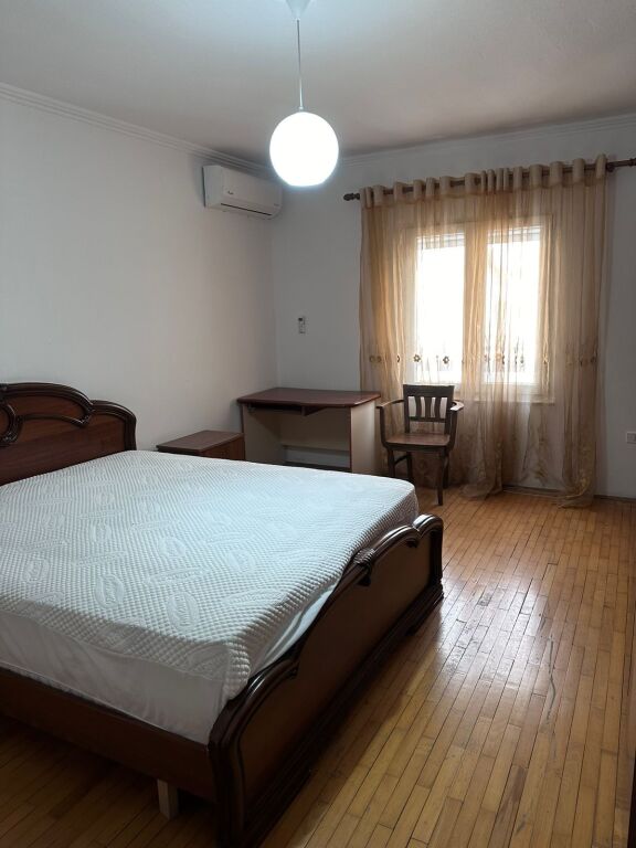 Jepet apartament me qera 2+1 Rr.Dritan Hoxha !