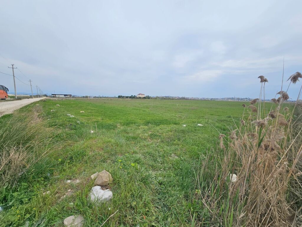 TOKË PËR SHITJE ME LEJE NDËRTIMI PER KAPANON – SEKTOR RINIA (DURRËS)
