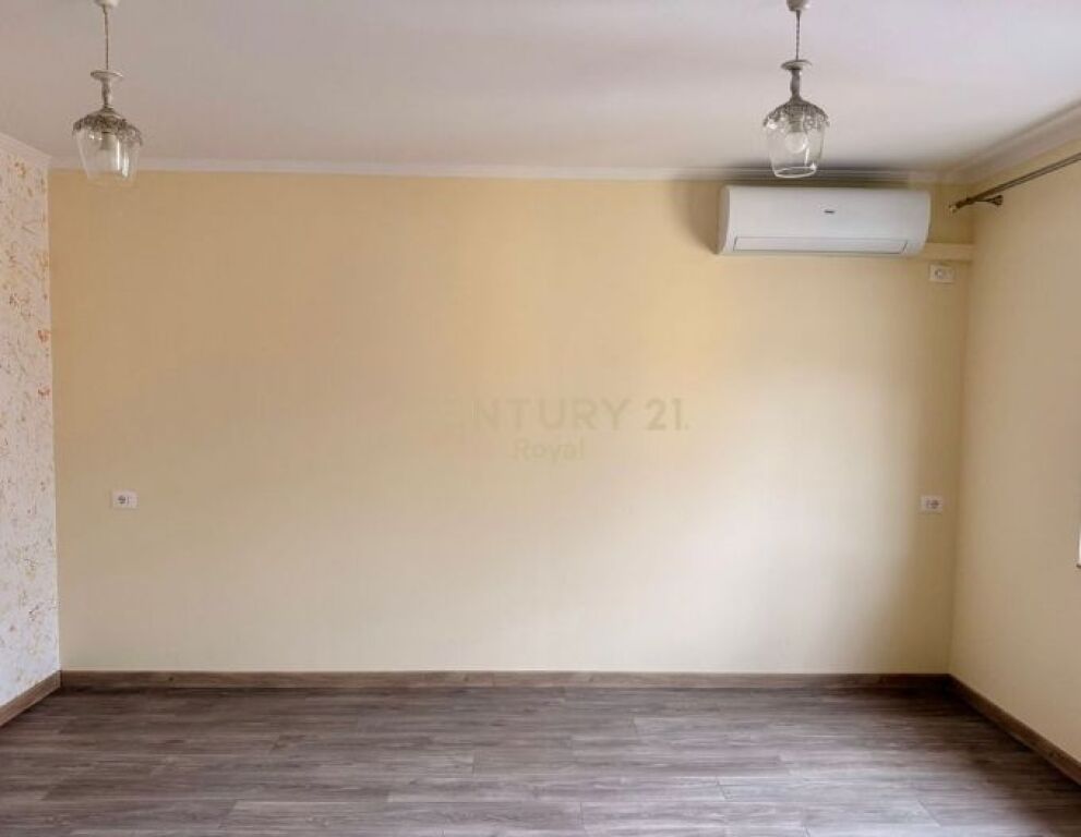 Apartament 2 + 1 për shitje– zonë me qasje të mirë dhe vlerë investimi