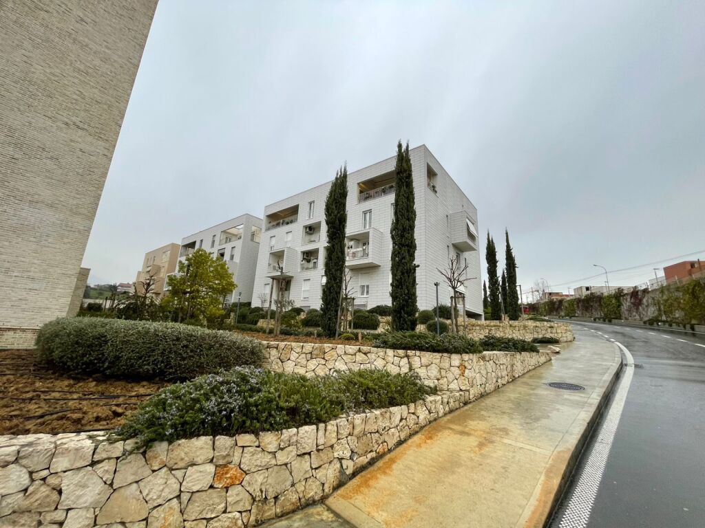 Apartament 2+1 per qira tek Park Life Residence tek Liqeni i Thate.