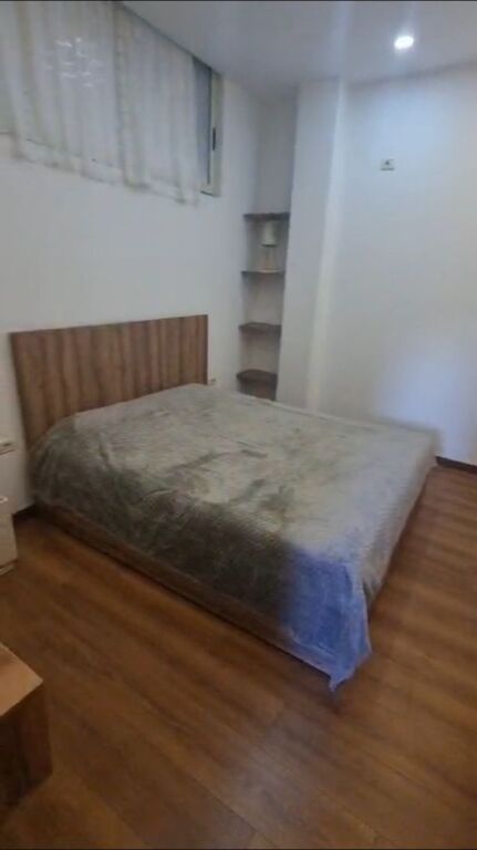 Apartament me qera 1+1