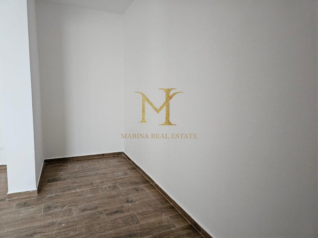 IN VENDITA APPARTAMENTO 1+1+ CORTILE PRESSO OSPEDALE REGIONALE DURRES!