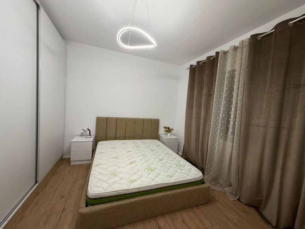 Apartament 1+1 me qira prane Petro Ninit